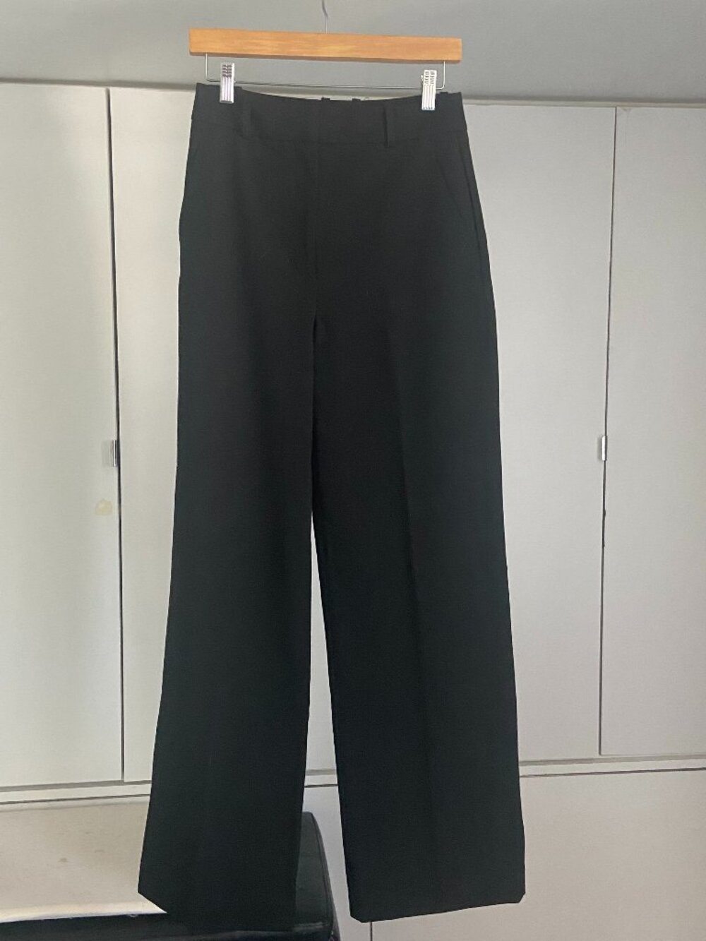Flattering H&M dress pant